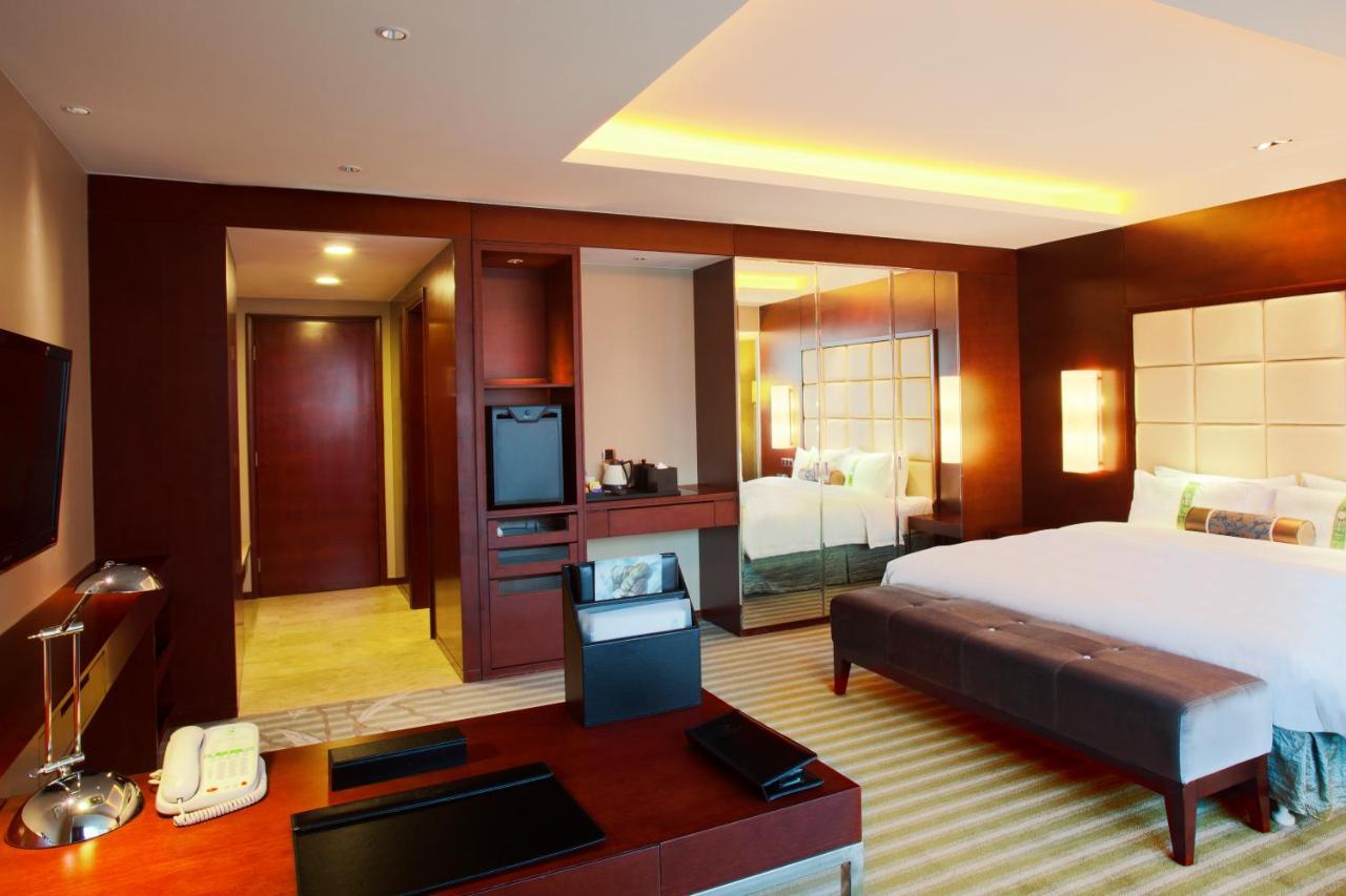 Holiday Inn Yinchuan International Trade Centre, An Ihg Hotel Pokój zdjęcie